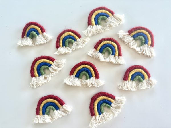 Rainbow magnet